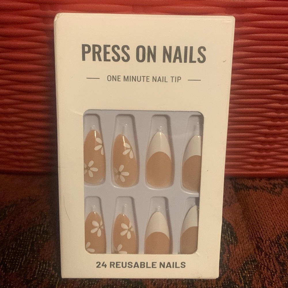 False nails full set
